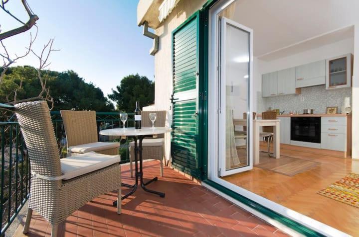 Apartments Jana Makarska Bagian luar foto