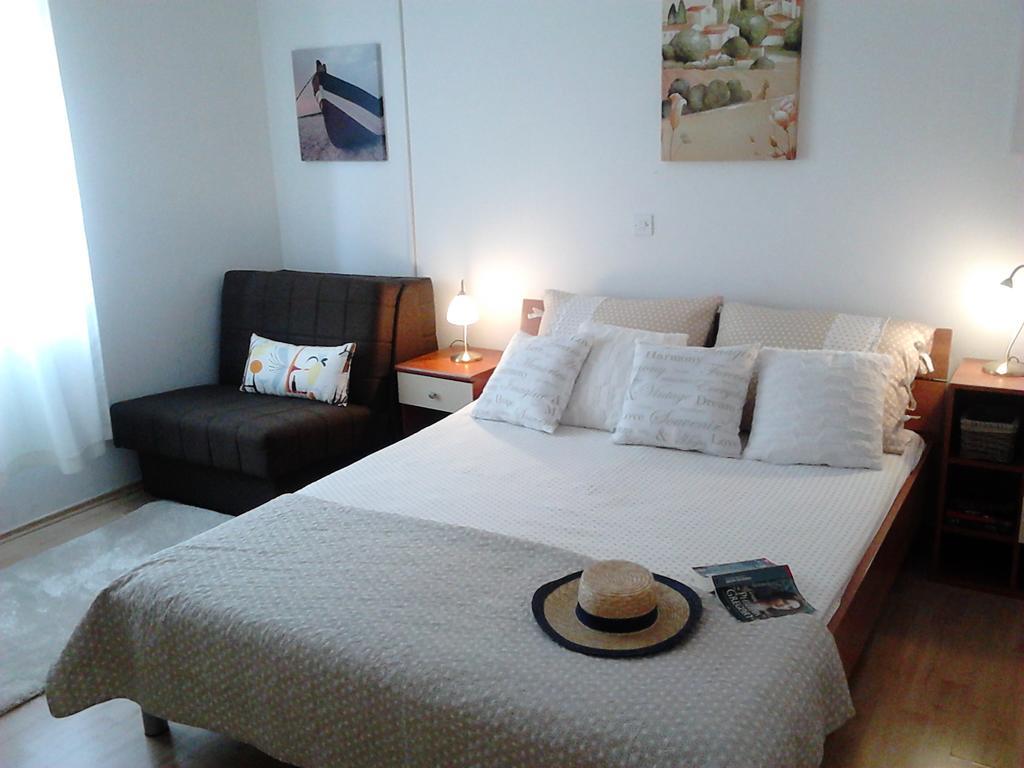 Apartments Jana Makarska Bagian luar foto