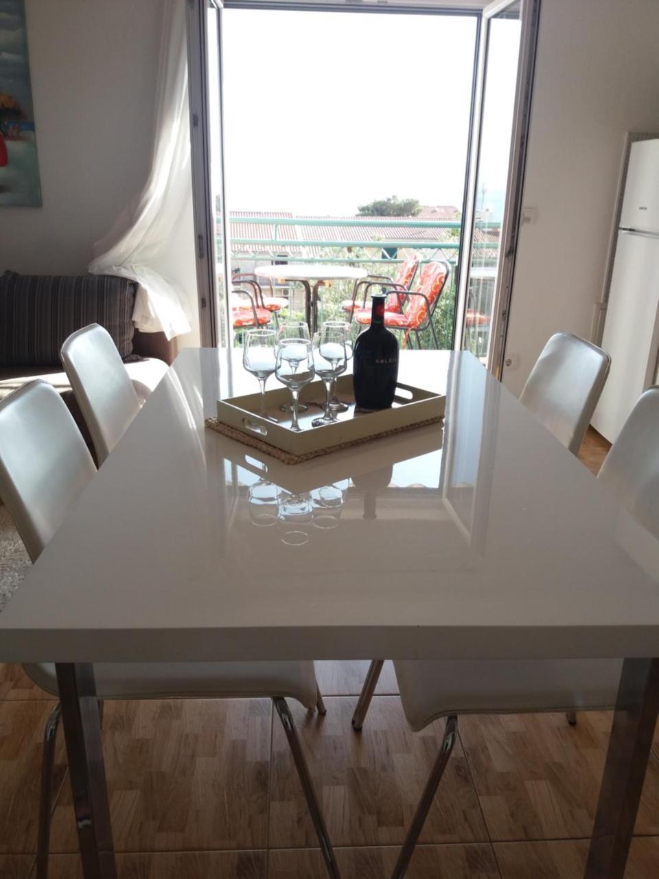 Apartments Jana Makarska Bagian luar foto
